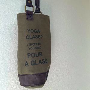 Leather and canvas wine bag